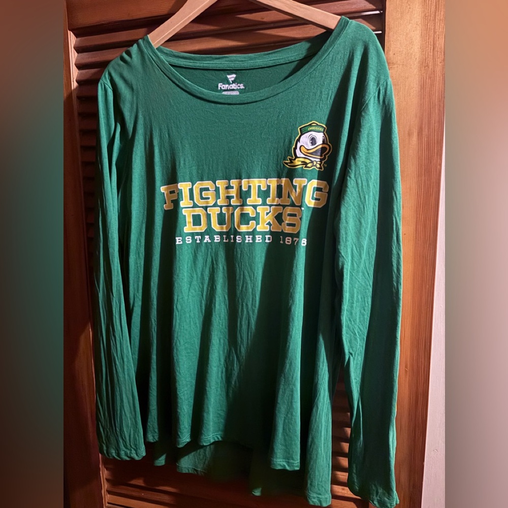 University of Oregon Ducks Fanatics Green Women's Long Sleeve Shirt
